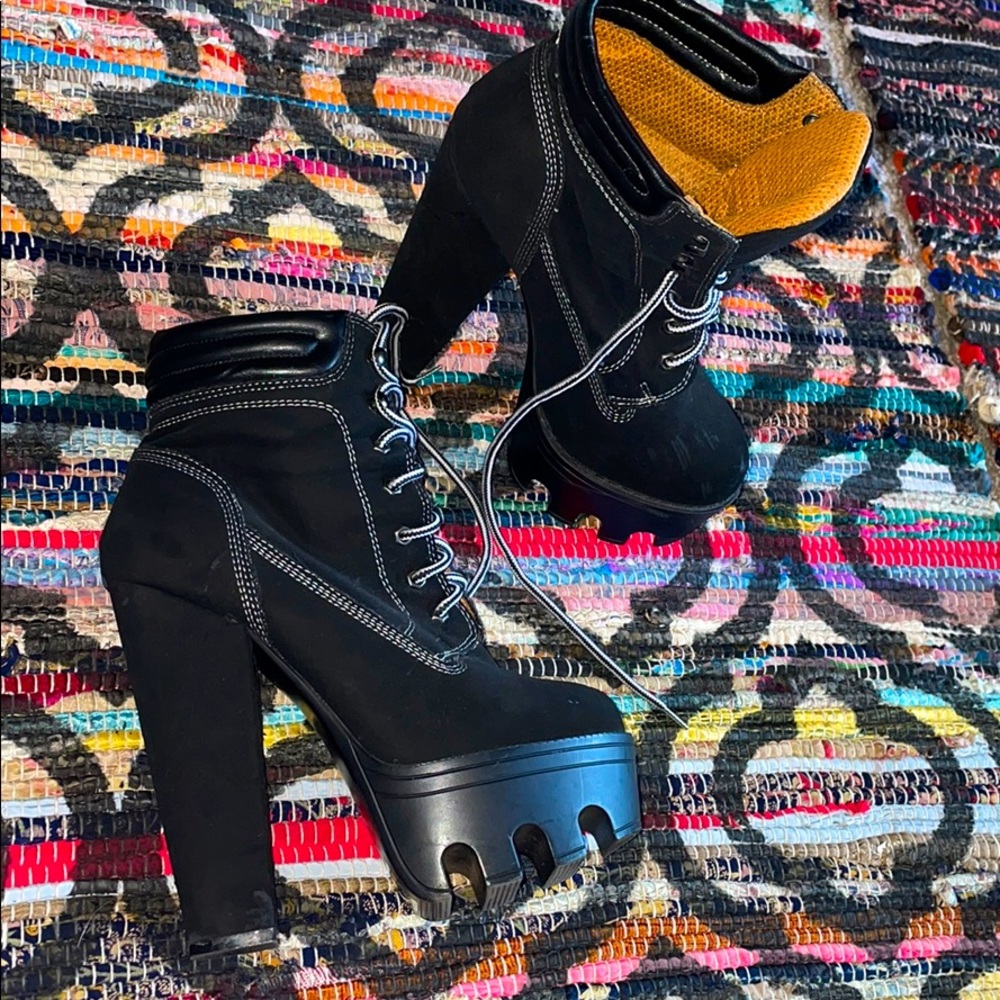 Black Boots